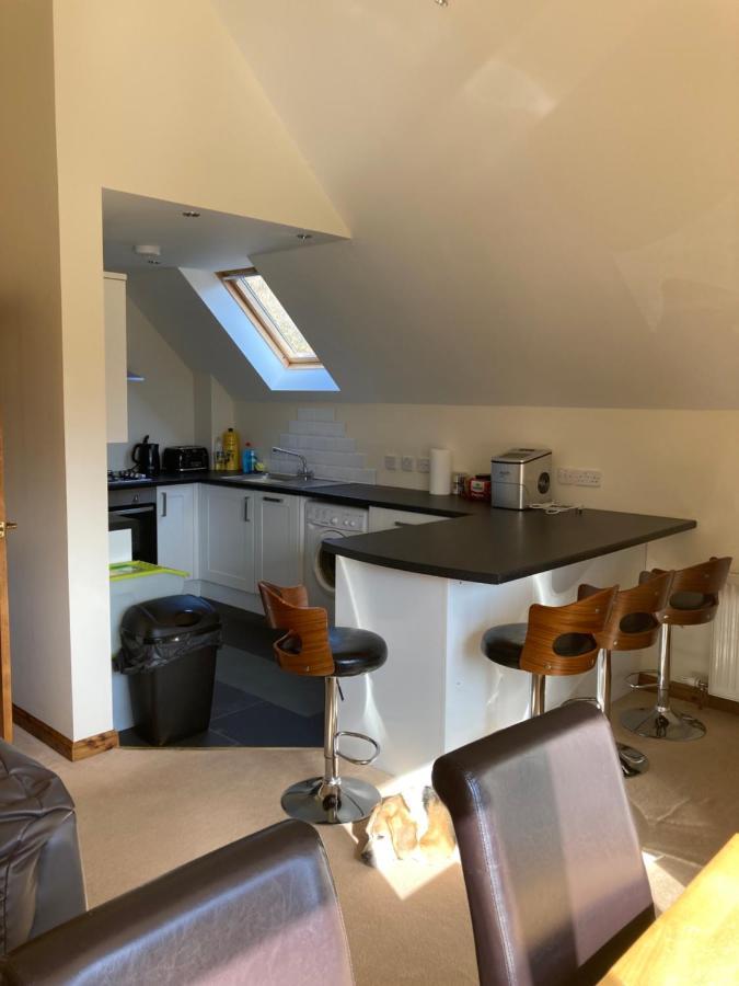 Springbank Apartment - Sleeps 4 - Pet Friendly Fort William Exterior photo