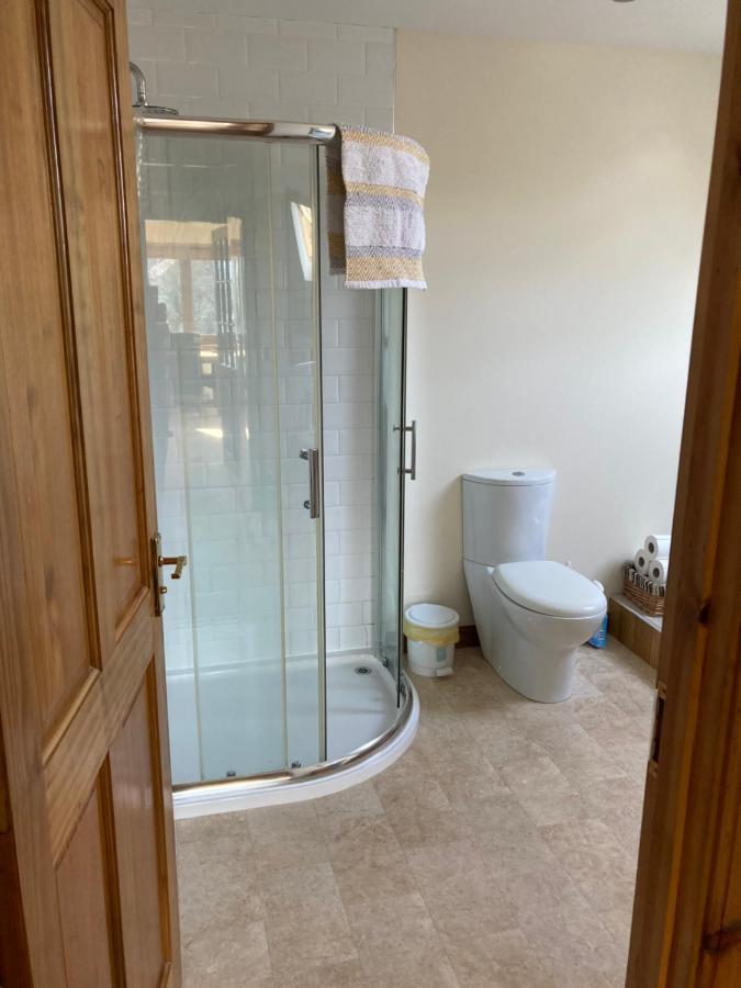 Springbank Apartment - Sleeps 4 - Pet Friendly Fort William Exterior photo