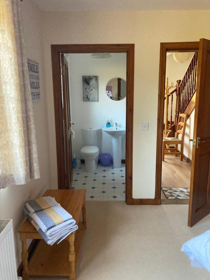 Springbank Apartment - Sleeps 4 - Pet Friendly Fort William Exterior photo